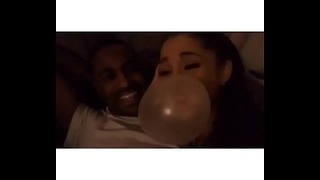 Ariana Grande Sexy